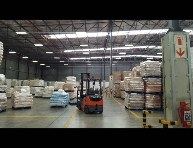 2,305M² FACTORY TO LET IN BLACKHEATH INDUSTRIAL